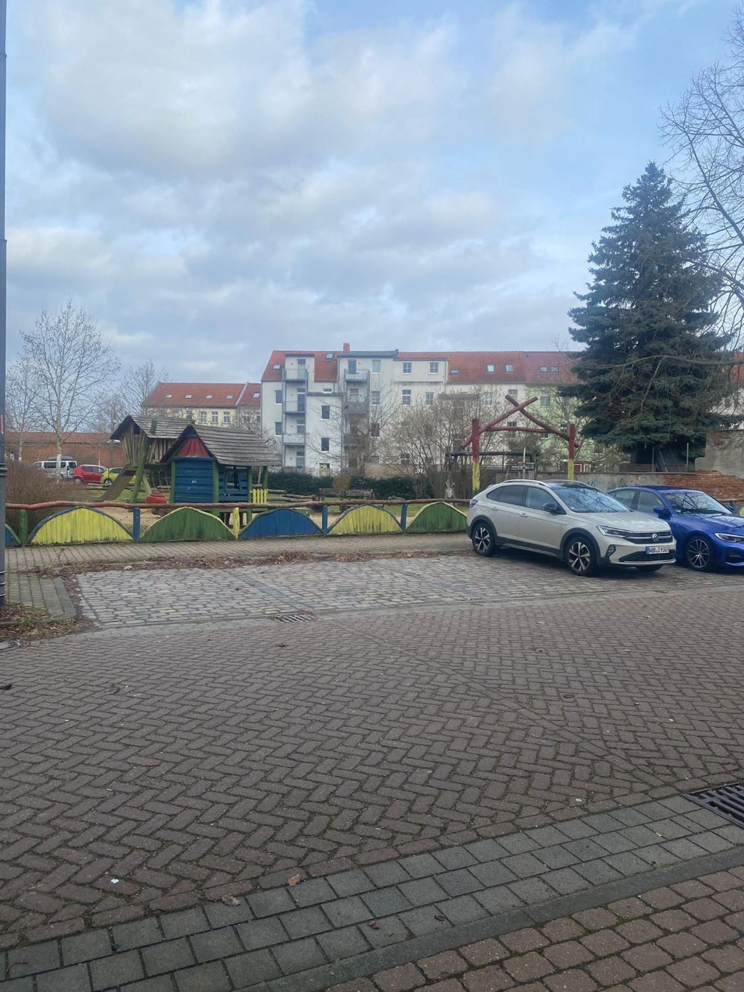 Fewo "Franzi" 5 Personen, Zentrale Lage, Parkplatz Dessau-Rosslau Exterior foto