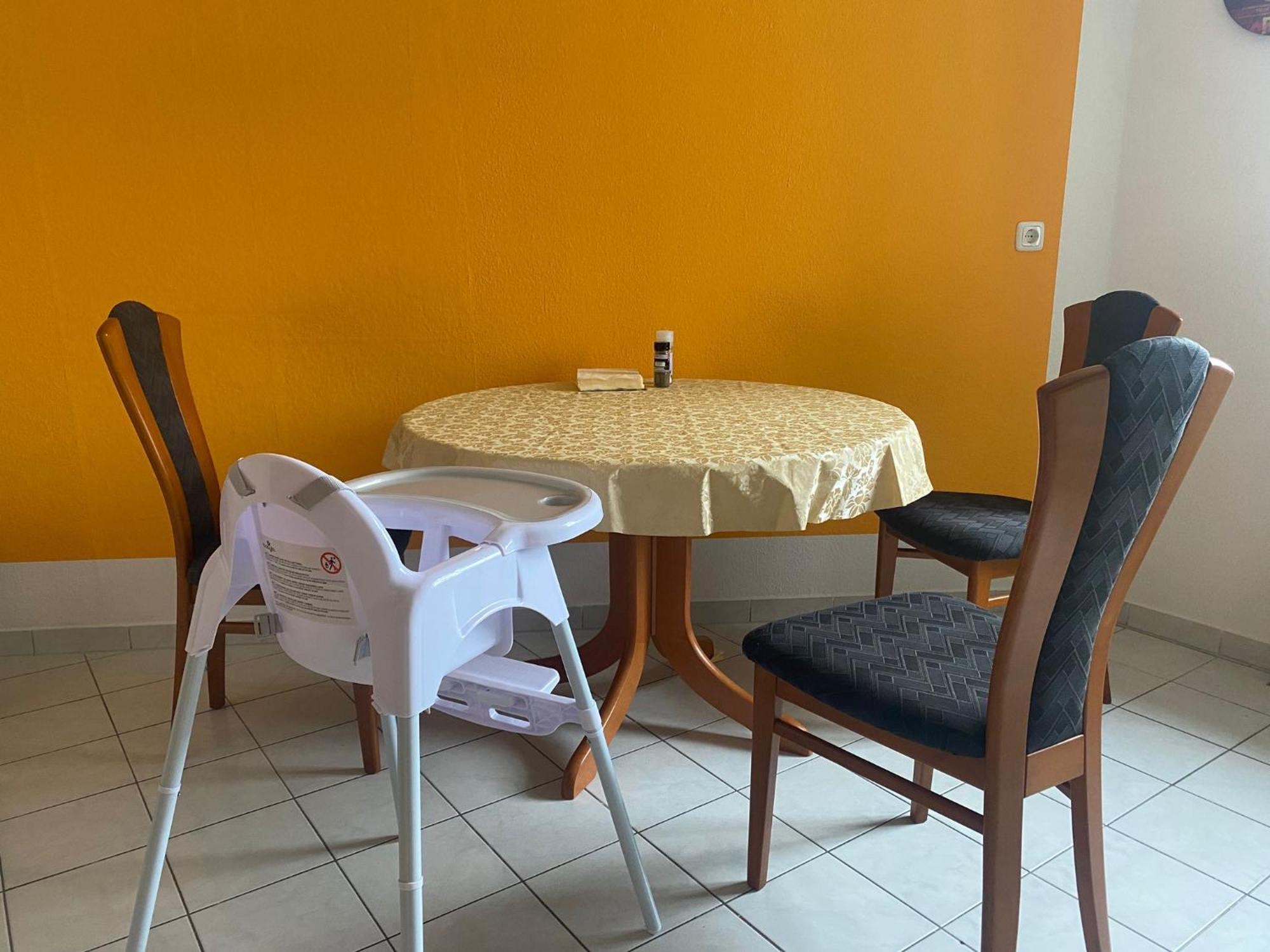 Fewo "Franzi" 5 Personen, Zentrale Lage, Parkplatz Dessau-Rosslau Exterior foto